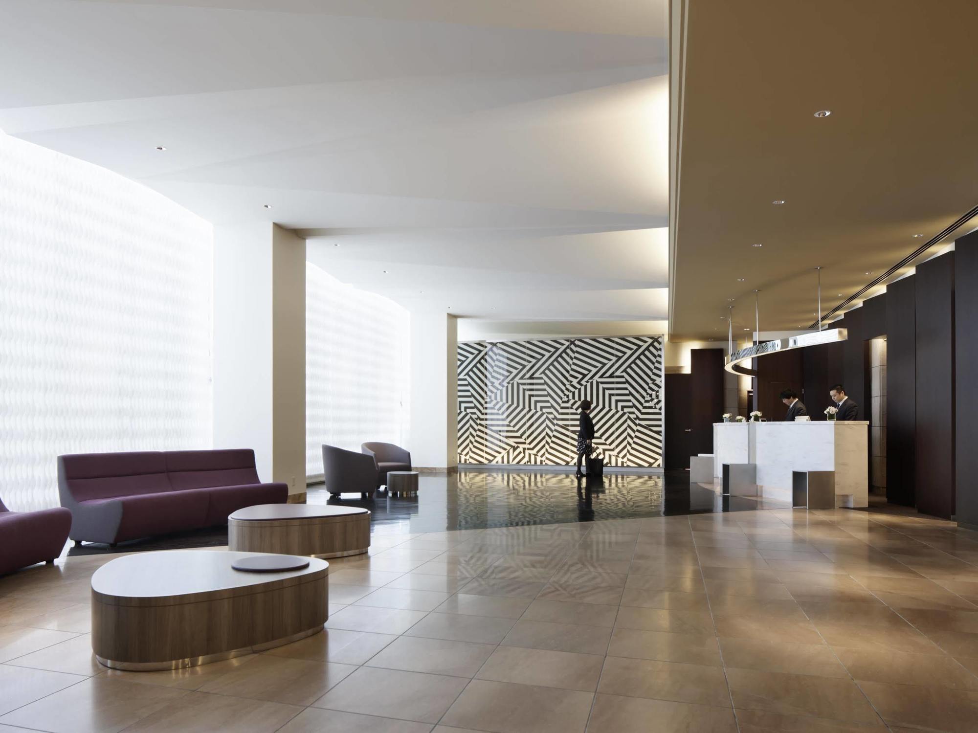 Hotel Courtyard By Marriott Shin-Osaka Station Exterior foto The lobby of the hotel